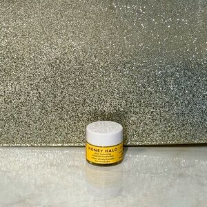 5 for $25 item 🌺 Mini Farmacy Honey Halo Ultra-Hydrating Ceramide Moisturizer